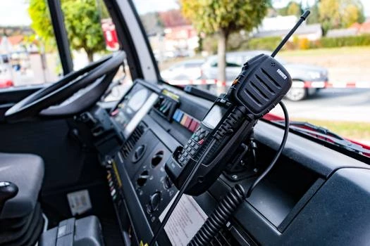 Поставить рацию можно на любой автомобиль